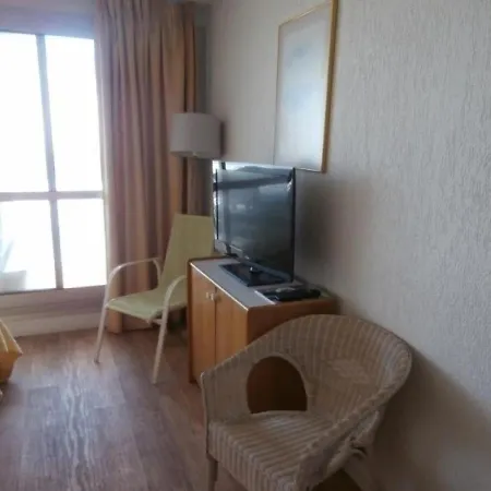 Biarritz, 1 Piece, 2 Personnes - Fr-1-3-472 *