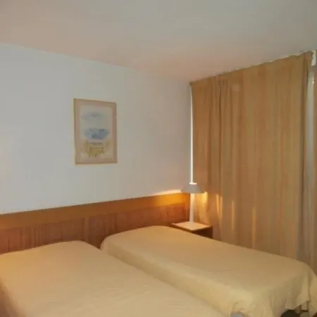 Biarritz, 1 Piece, 2 Personnes - Fr-1-3-472 * Biarritz